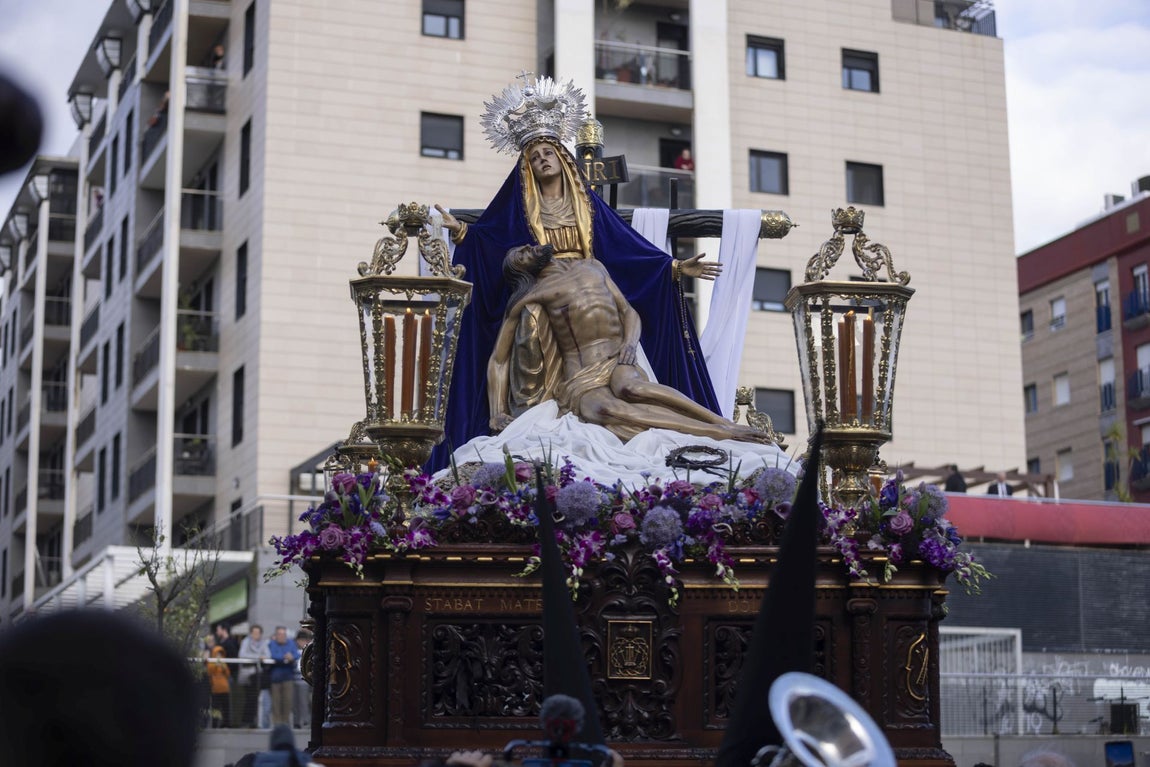 Viernes Santo: El cortejo fúnebre del Santo Entierro