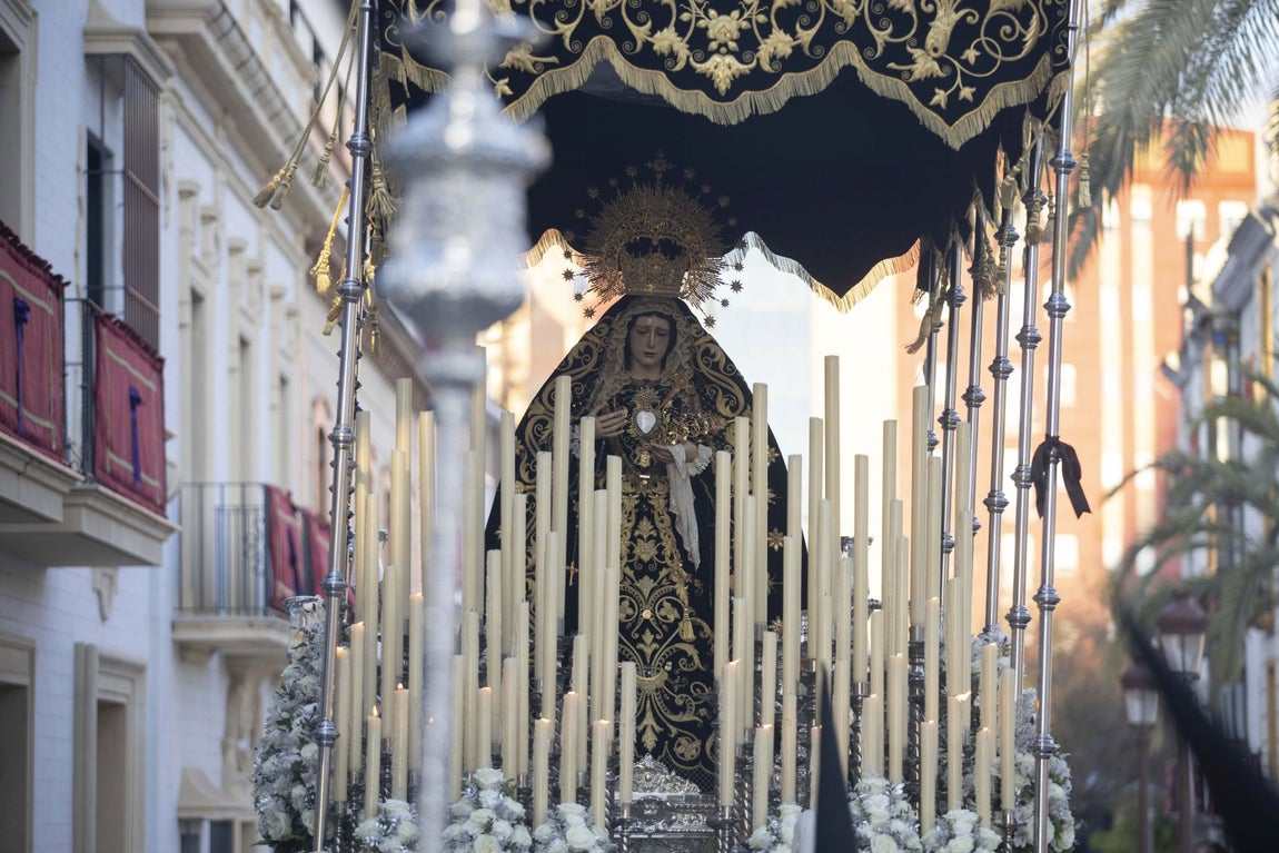 Viernes Santo: El cortejo fúnebre del Santo Entierro