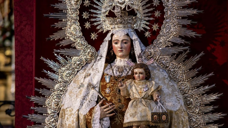 La Virgen del Carmen, patrona de San Juan del Puerto