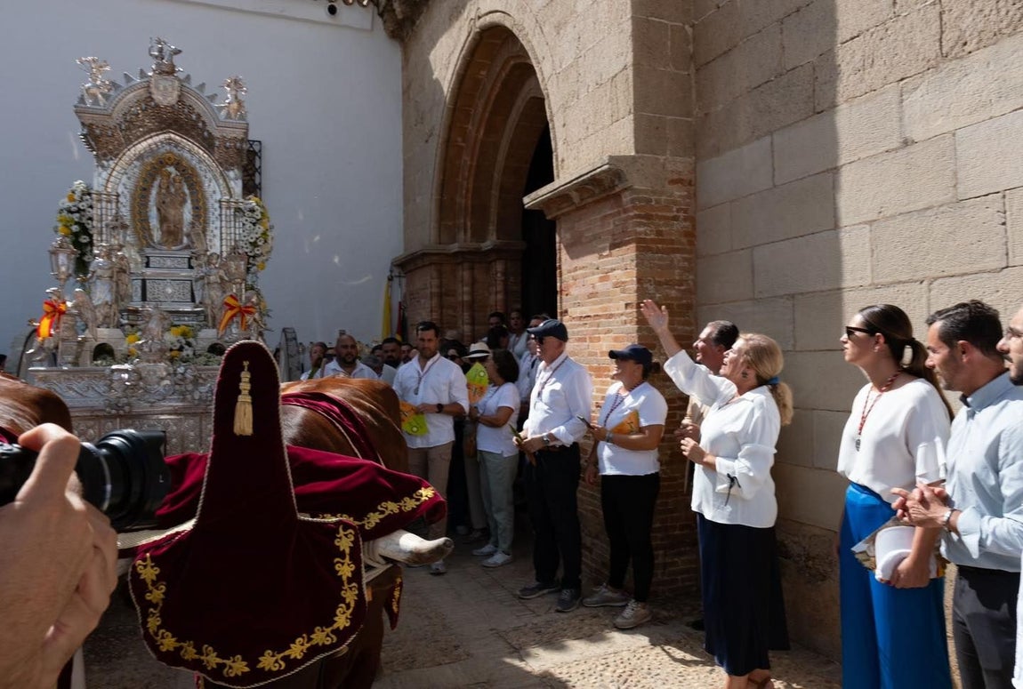 Magna Mariana: Las imágenes de la masiva llegada a Huelva de las patronas de Lepe y Palos