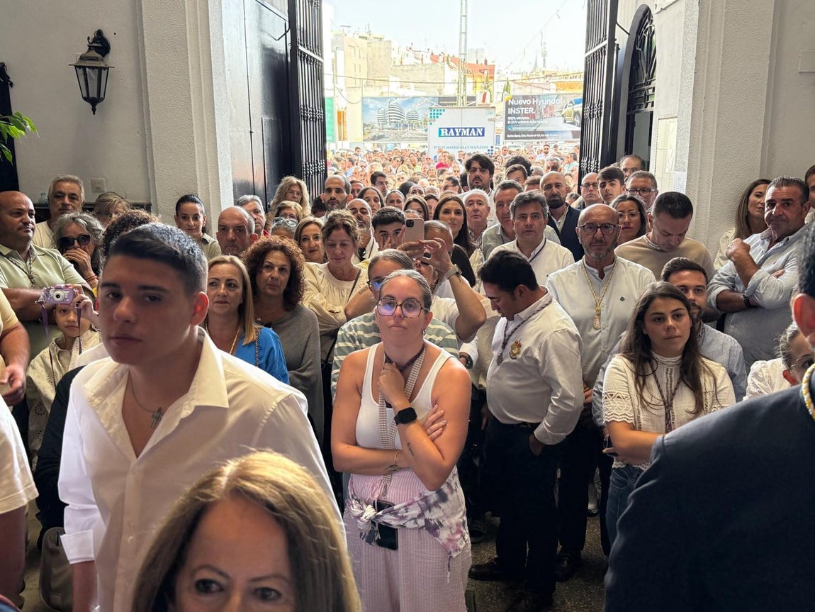 El regreso triunfal de la Virgen de la Bella a su hogar en Lepe, en imágenes