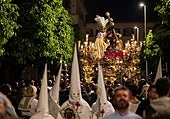Perdón, Cautivo, Tres Caídas y Calvario regalan a Huelva un Lunes Santo de devoción y multitudes