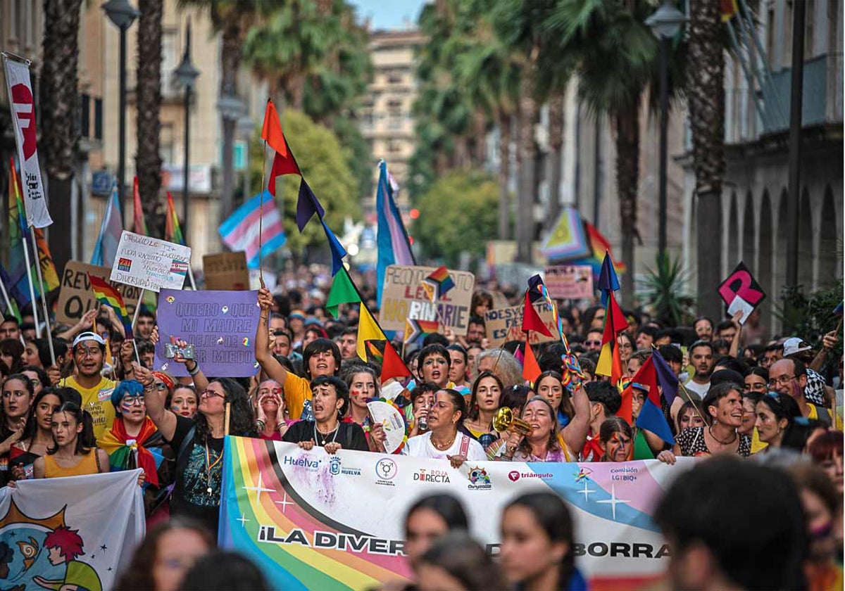 El Día del Orgullo tuvo una participación masiva en Huelva