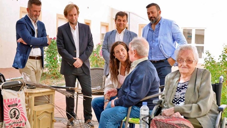 Loles López defiende la innovación para mejorar la atención a las personas en situación de dependencia