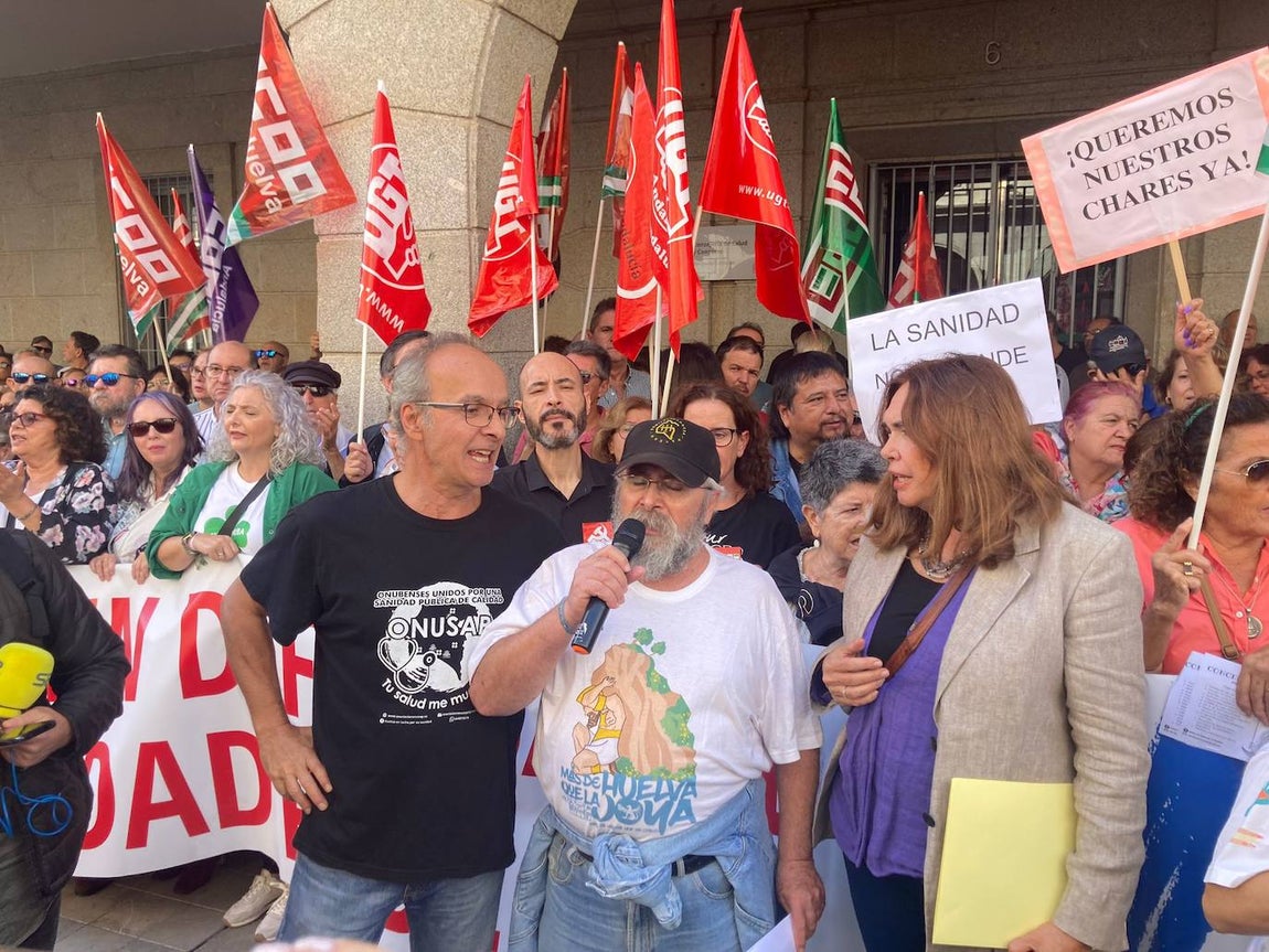 Huelva pide en la calle protección para la sanidad pública