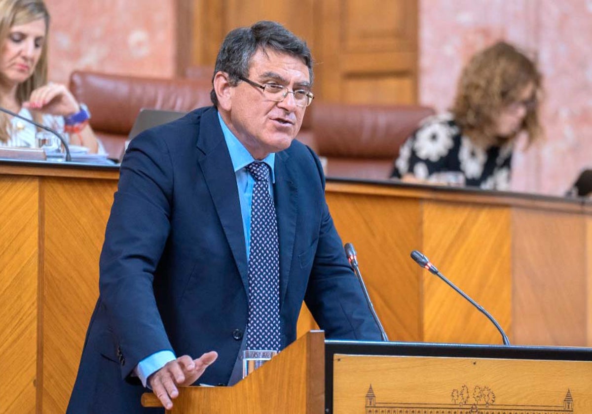 Segovia en la tribuna del Parlamento andaluz