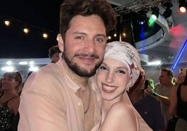 El vídeo de la canción Libélula que Manuel Carrasco le ha dedicado a Elena Huelva