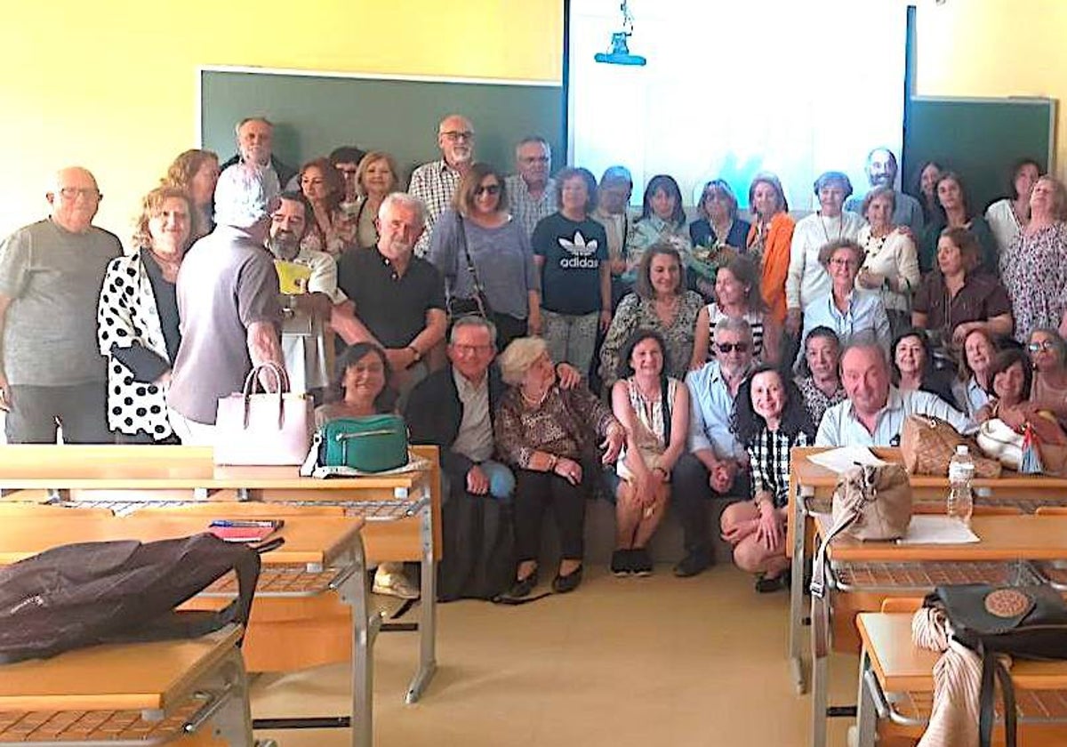 El homenaje a Pilar Barroso del Aula de la Experiencia de la Universidad de Huelva