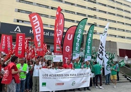 El personal del SAS secunda en un 75% la huelga y la delegada de Salud les responde contratando a 3.043 profesionales en Huelva