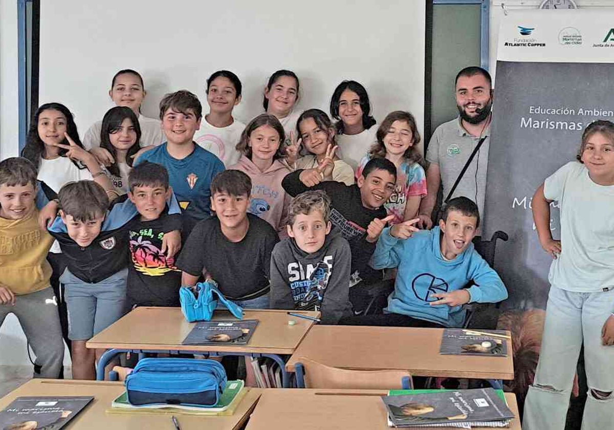 Algunos de los escolares que han participado en el proyecto educativo