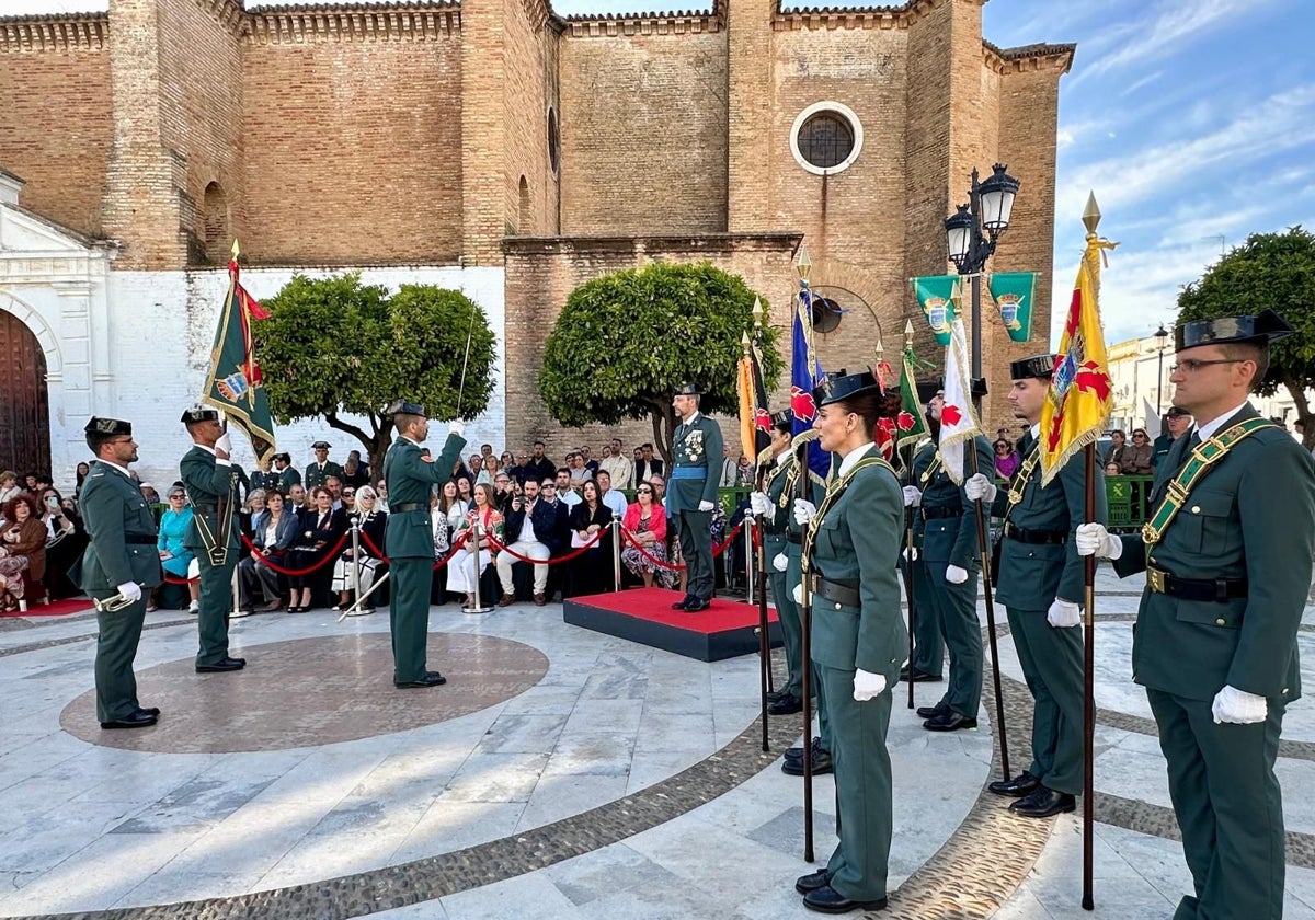 El acto ha tenido lugar esta tarde en la Plaza de las Monjas de Moguer