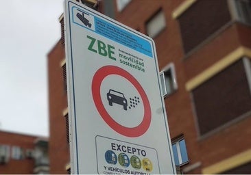 Hasta 200 euros de multa: así es la nueva medida de la DGT que está afectando a miles de conductores
