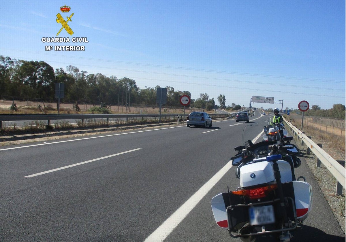 El vehículo ha sido interceptado en la A-483