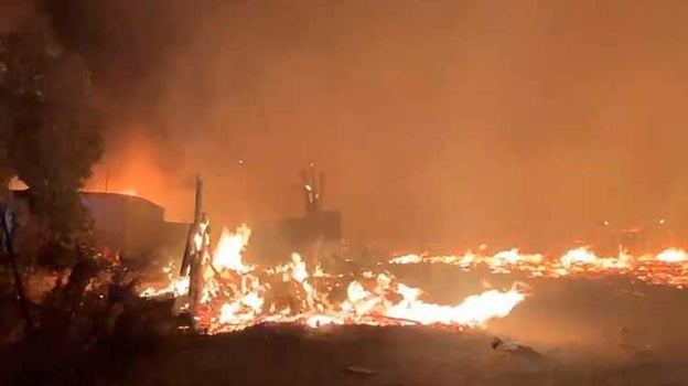 El incendio fue especialmente virulento al localizarse en una vaguada