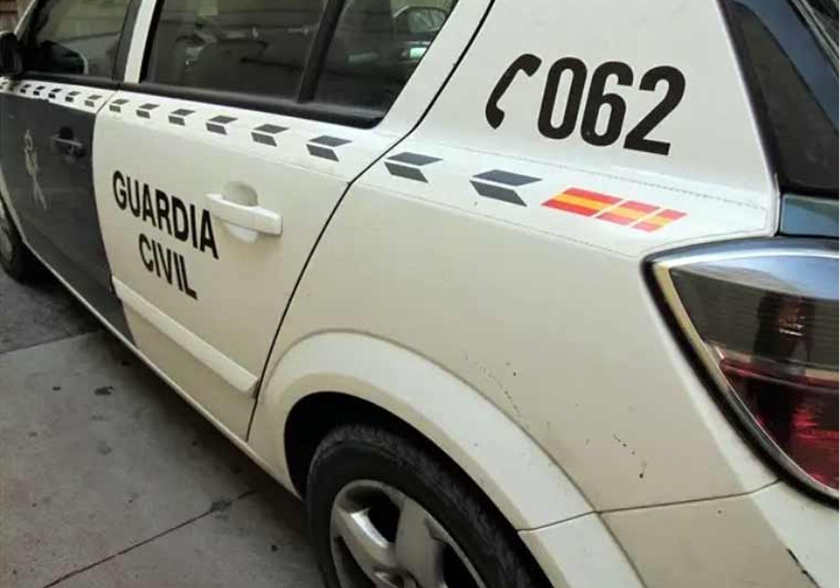 Un coche patrulla de la Guardia Civil