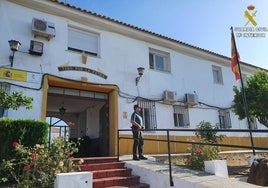 Un detenido y tres investigados por nueve robos en Villanueva de los Castillejos usando un gato para el coche