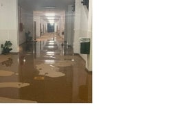 Suspenden las clases en el IES San Blas de Aracena por el barro acumulado dentro de las aulas