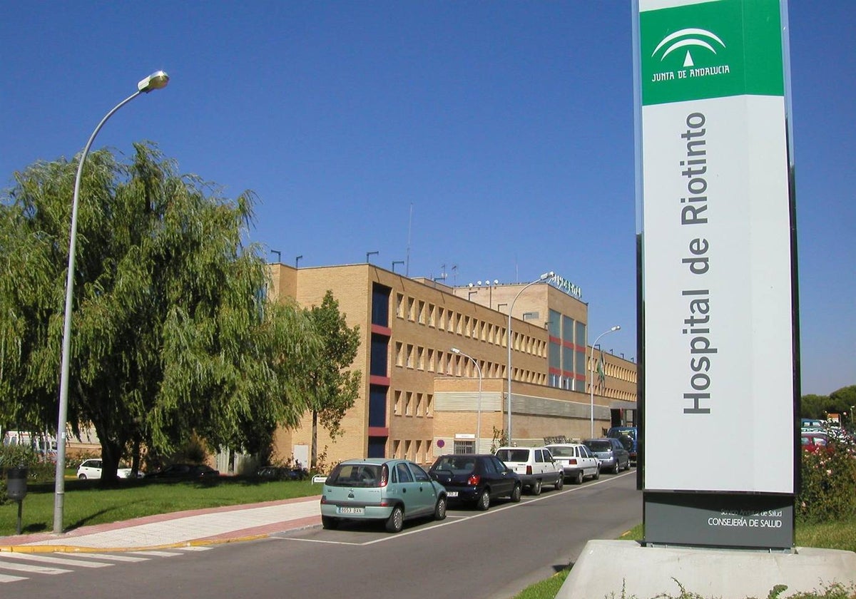 La fachada del hospital comarcal de Riotinto