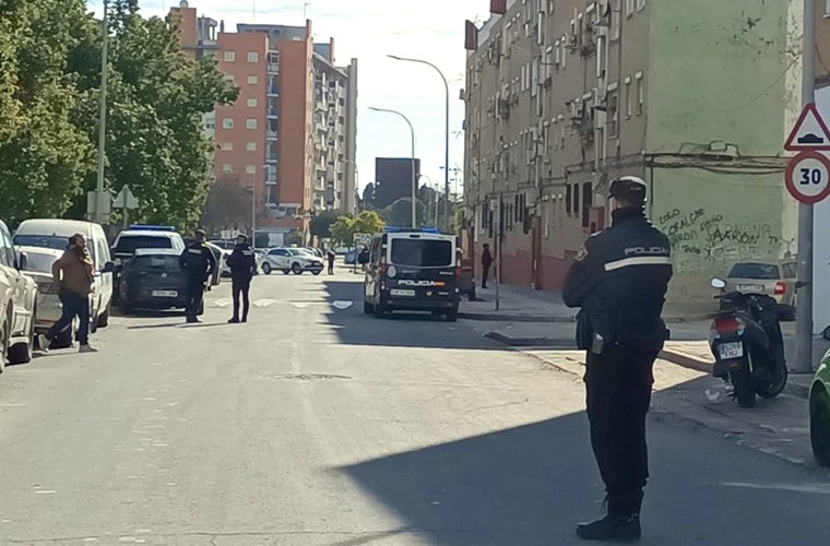 Policías en El Torrejón en una imagen de arhivo