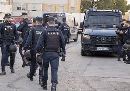 La Policía envía antidisturbios al Torrejón para frenar la escalada de violencia