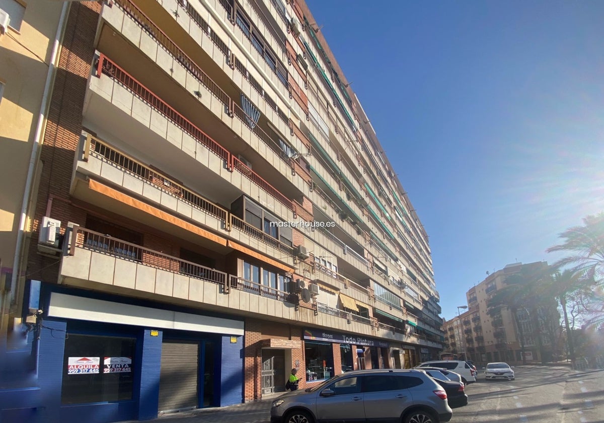 Una barbacoa provocó la falsa alarma de incendio en la avenida Alemania de Huelva este sábado