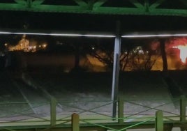 Segundo incendio en menos de un mes en los asentamientos del barrio de Pescadería
