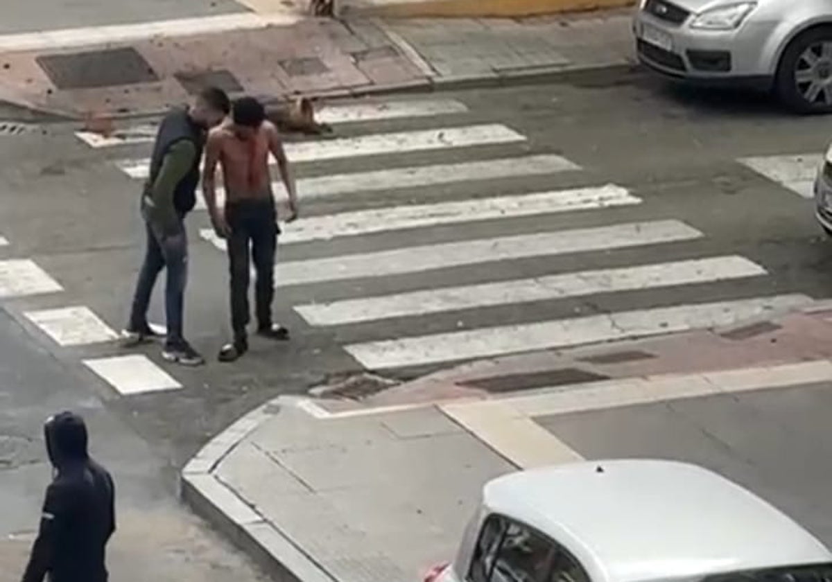 Imágenes grabadas por los vecinos de la pelea