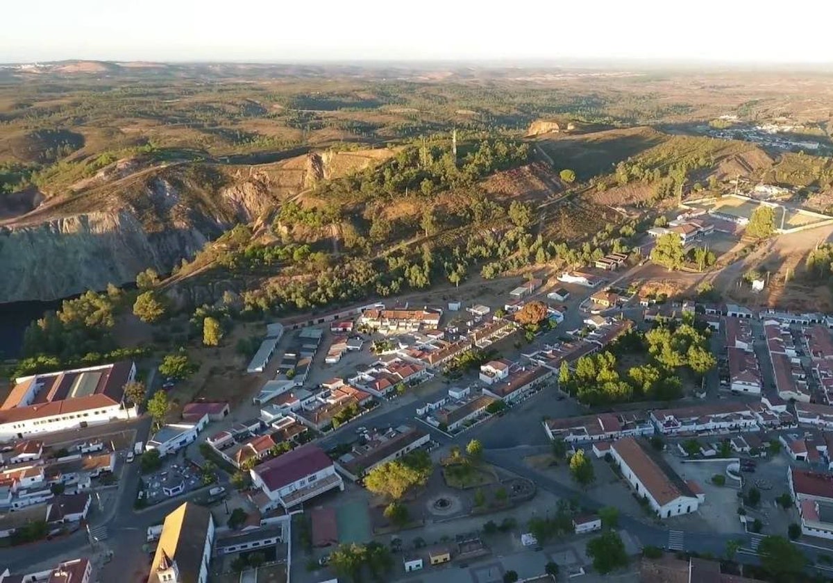 Vista panorámica del municipio onubense de La Zarza-Perrunal