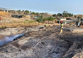 Incendio en Huelva: Arden 70 chabolas en Palos de la Frontera