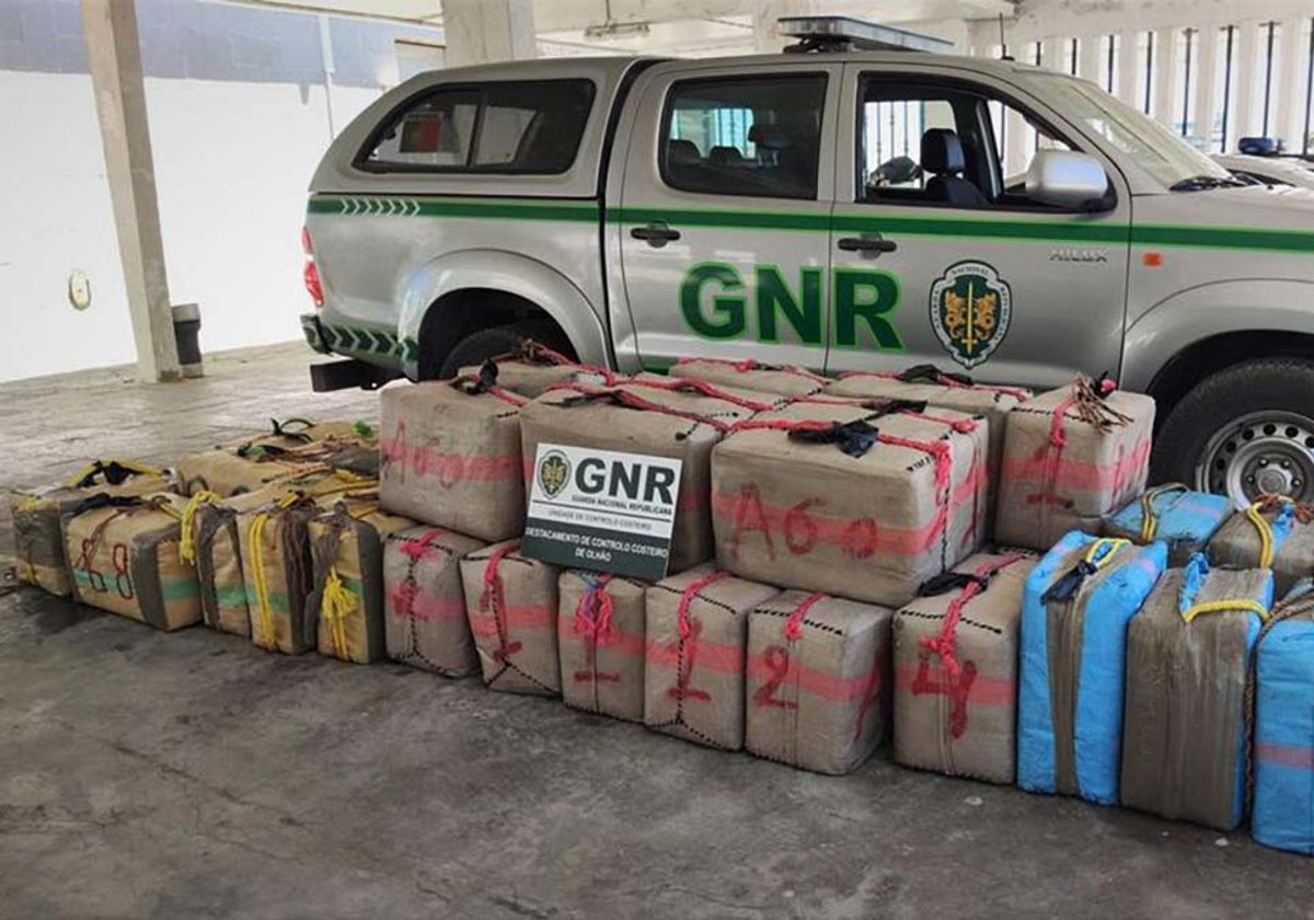 Droga intervenida en una operación de la 'guardinha' portuguesa