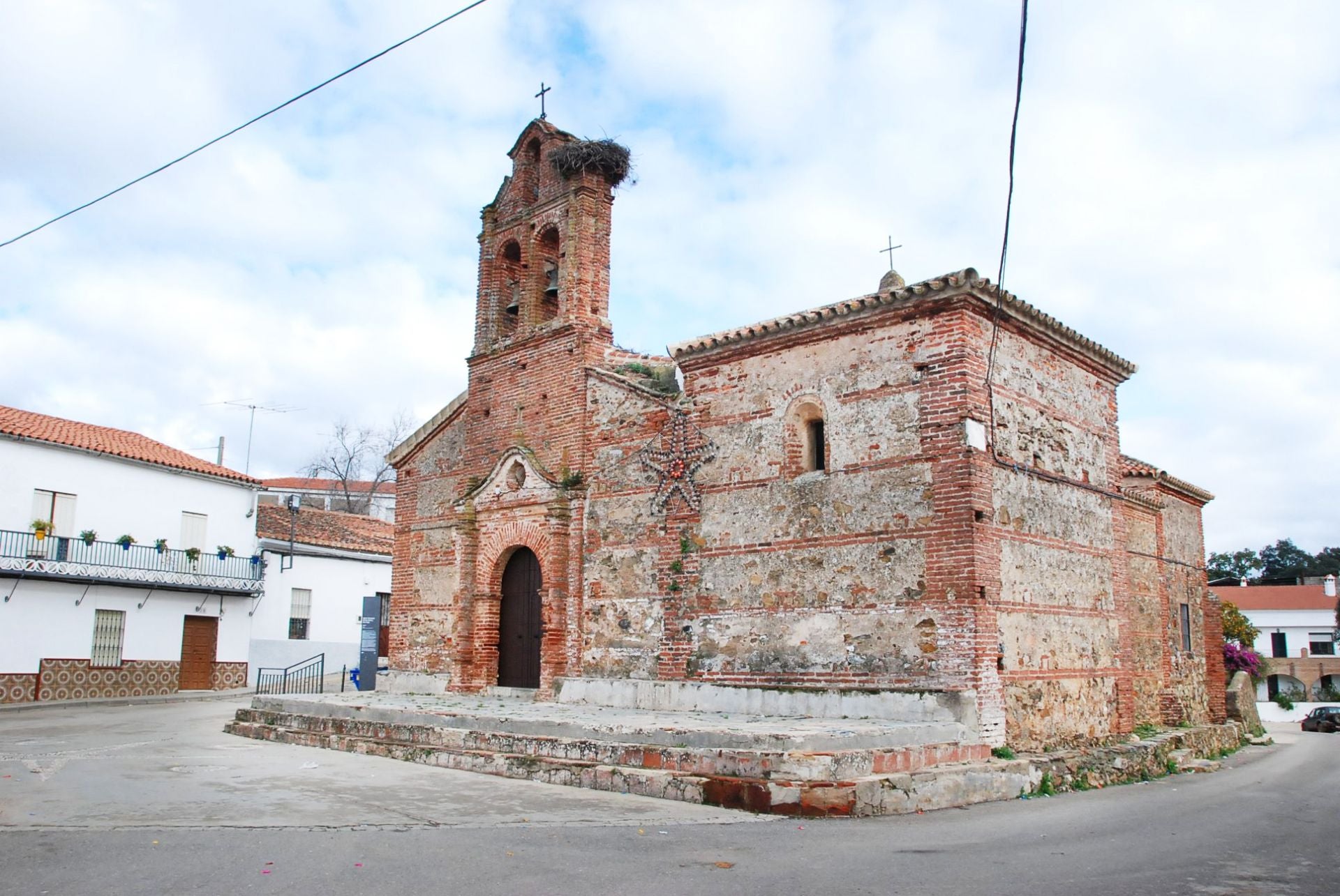 Iglesia de Puerto Moral