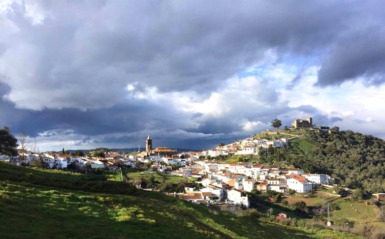 Imagen principal - Cortegana - Entre Cortegana y Almonaster e Iglesia de Alájar