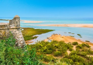 El pequeño pueblo portugués que se encuentra al lado de Huelva y tiene la mejor playa del Algarve según The Telegraph