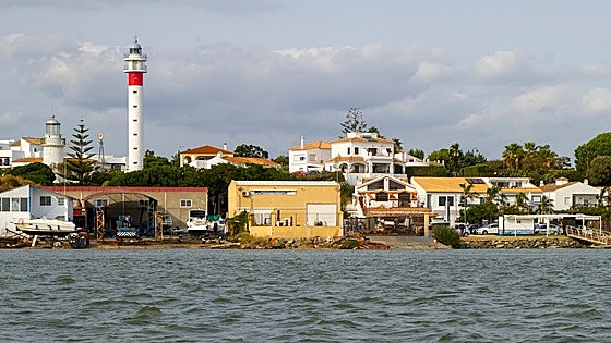 El pueblo costero paradisíaco y desconocido de Huelva que tienes que descubrir este verano según la revista Viajar