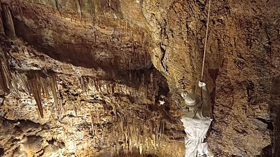 La 'Gruta de las Maravillas' portuguesa está cerca de Huelva y recorre 600 metros bajo tierra: «Una maravilla subterránea impresionante»