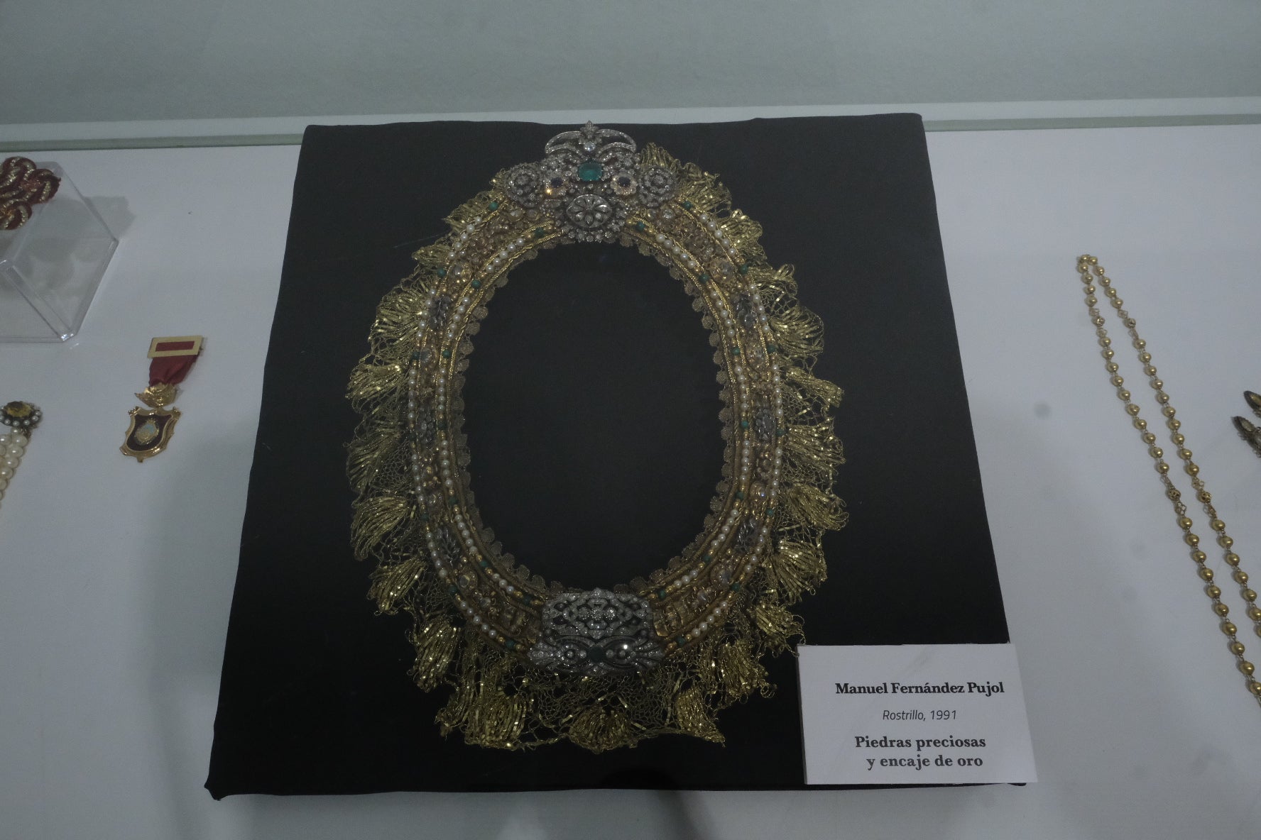 Fotos: la exposición &#039;Rosario, por Cádiz coronada&#039; en la Fundación Cajasol