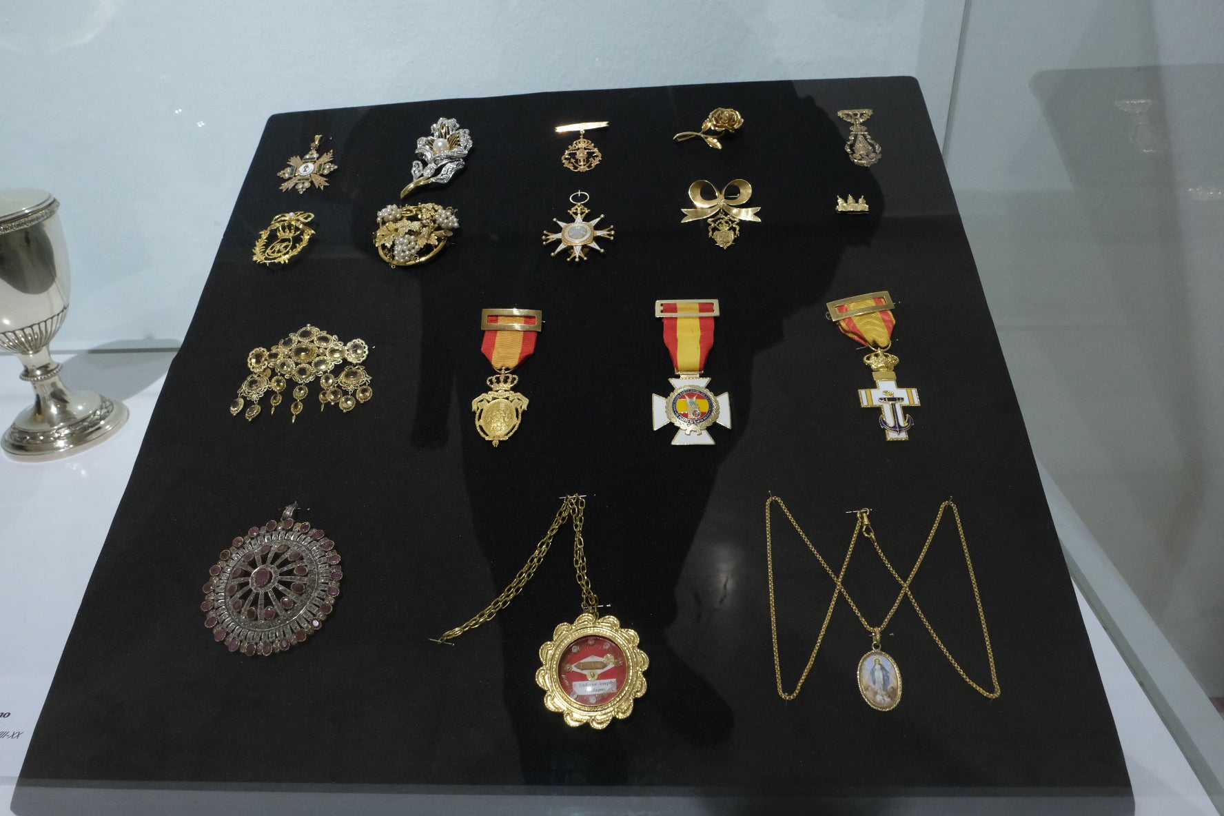 Fotos: la exposición &#039;Rosario, por Cádiz coronada&#039; en la Fundación Cajasol