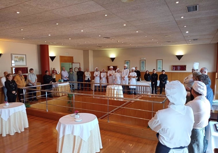 La Escuela de Hostelería de Cádiz organiza un programa formativo sobre la gastronomía navideña