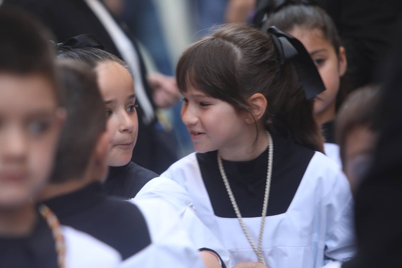 Fotos: el estreno procesional del Nazareno de la Obediencia de Cádiz