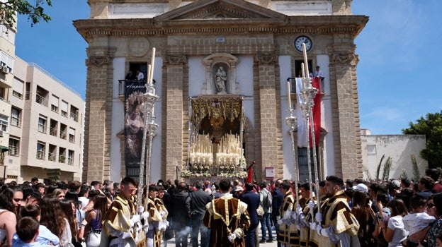 Un Domingo de Ramos espléndido en Cádiz