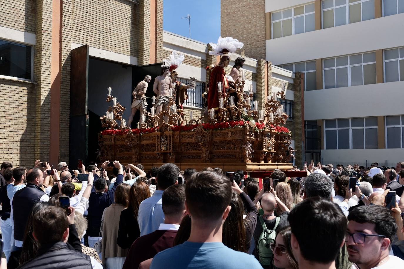 Fotos: el Despojado de Cádiz en su Domingo de Ramos de la Semana Santa 2023
