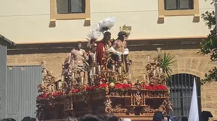 Vídeo: El Despojado se hace calle en Cádiz