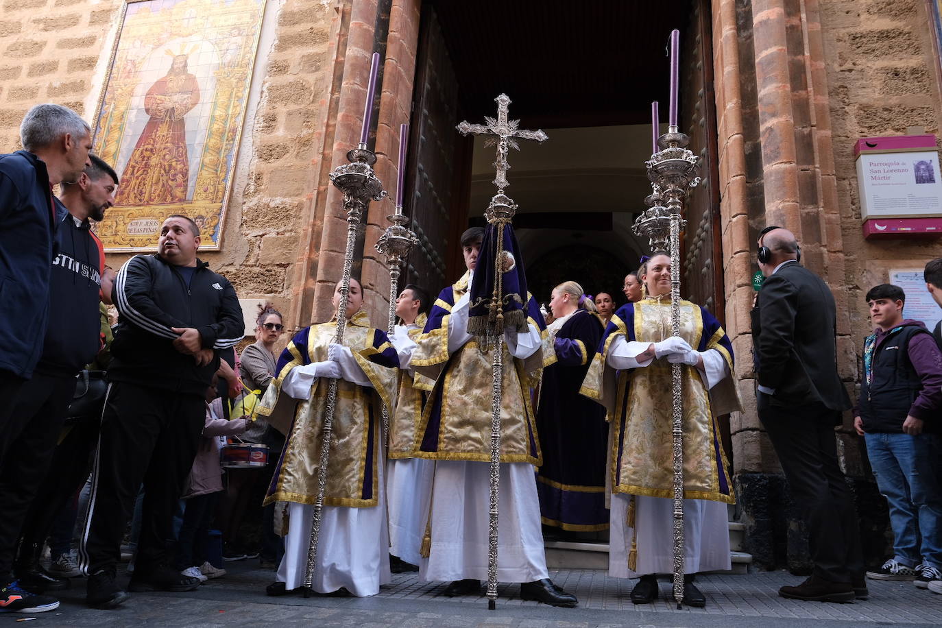 Fotos: Afligidos, el Jueves Santo en Cádiz