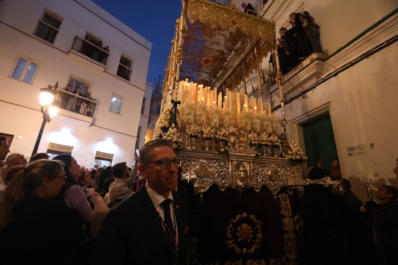 Fotos: Nazareno, el Jueves Santo en Cádiz