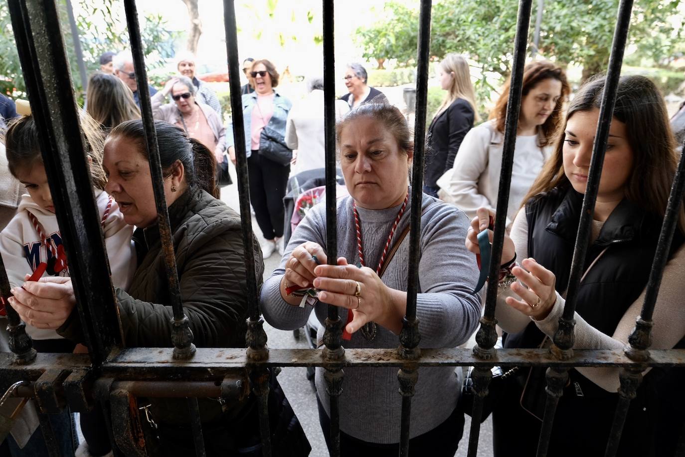 Fotos: Ofrenda floral en San Severiano