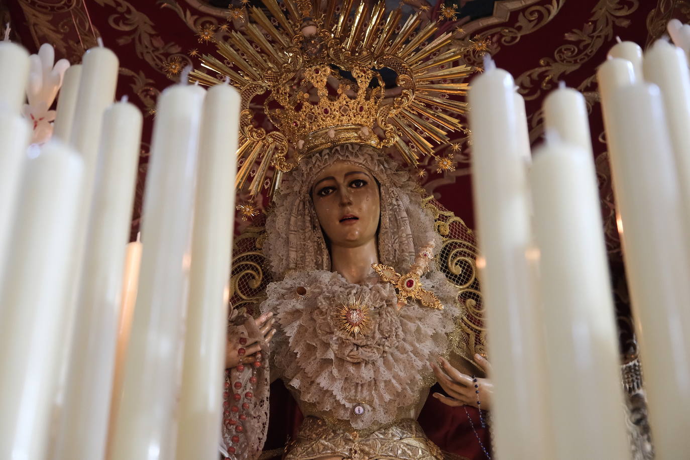 Fotos: Las Penas y el desconsuelo el Domingo de Ramos en Cádiz