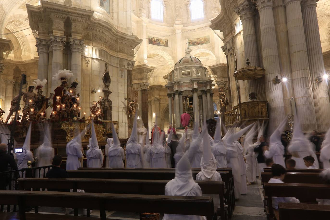 Fotos: El Despojado en el Domingo de Ramos en la Semana Santa de Cádiz 2024