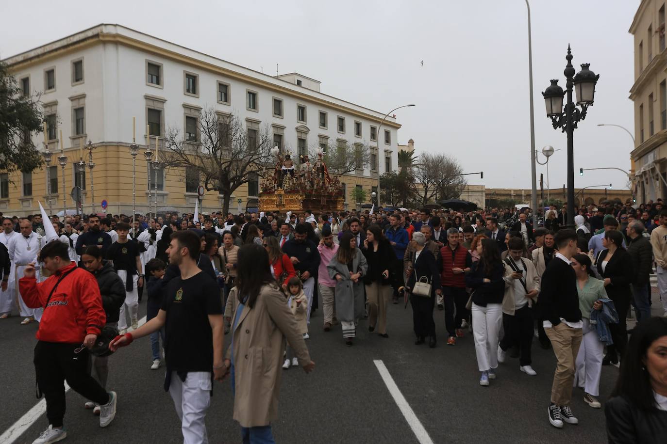 Fotos: El Despojado en el Domingo de Ramos en la Semana Santa de Cádiz 2024