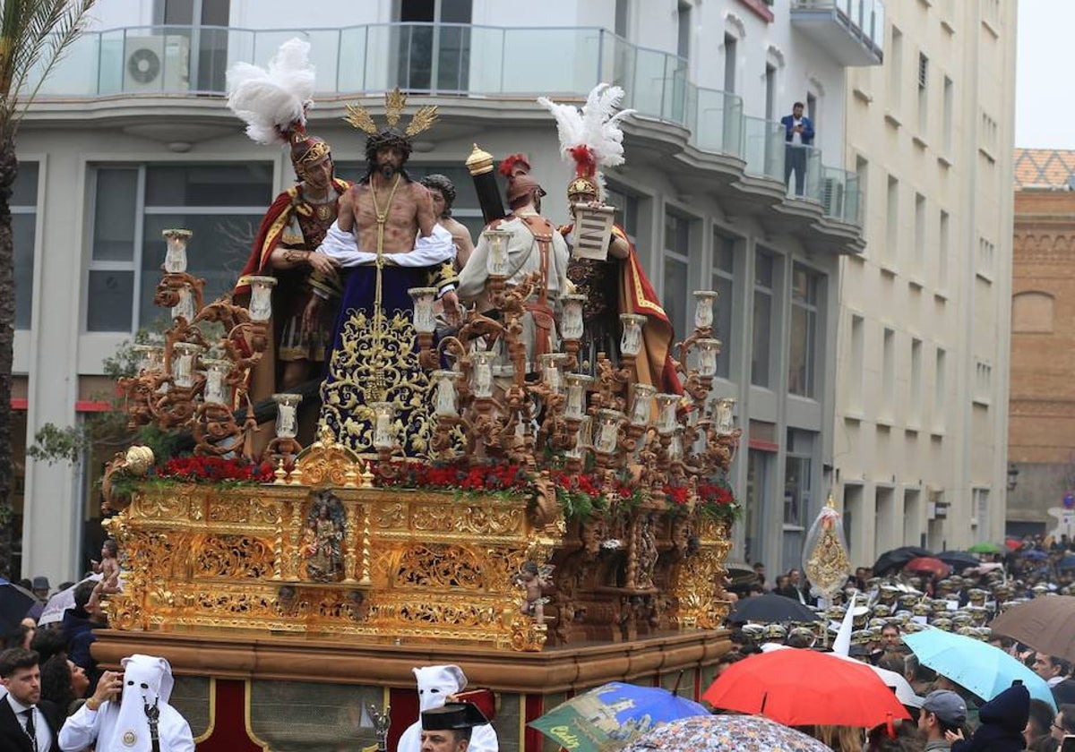 Fotos: El Despojado en el Domingo de Ramos en la Semana Santa de Cádiz 2024