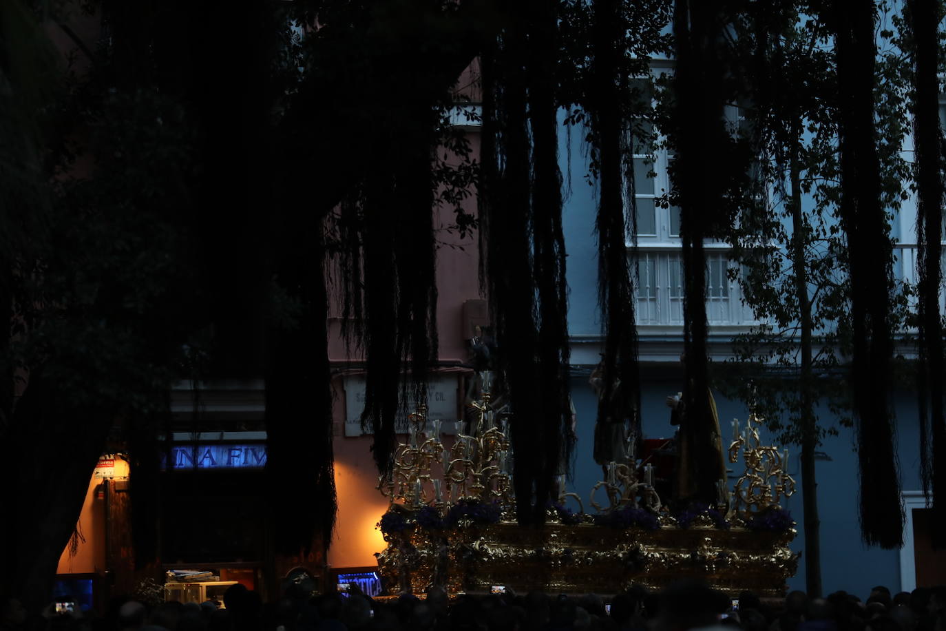 Fotos: El Caído en el Martes Santo de la Semana Santa de Cádiz 2024